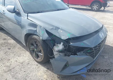 2022 Hyundai Elantra Sel z USA, uszkodzony, nr VIN KMHLM4AGXNU332141